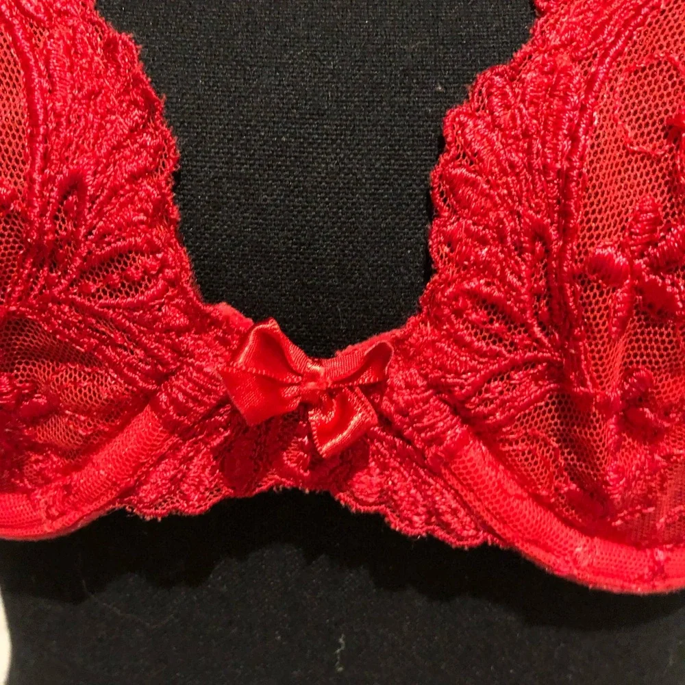 Beautiful lace bra size 34B - Picture 5 of 13